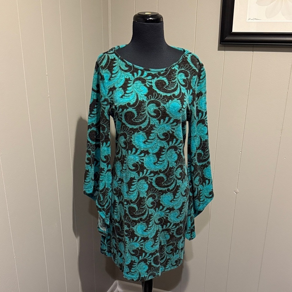 Aryeh Sweater Knit Teal and Black Patterned Flare Long Sleeve Midi Dress